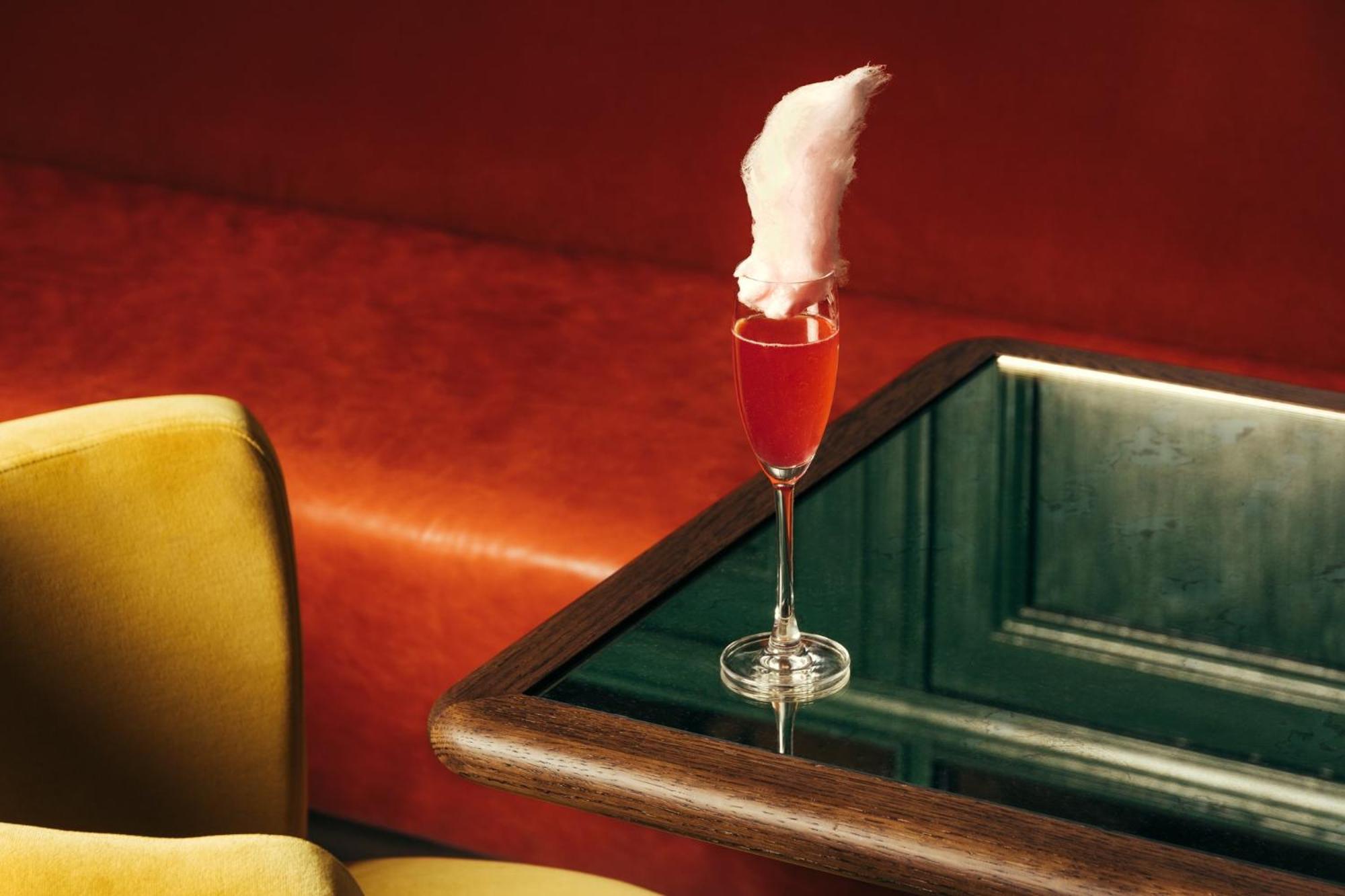 Intercontinental Edinburgh The George By Ihg Hotel Ngoại thất bức ảnh A Clover Club cocktail